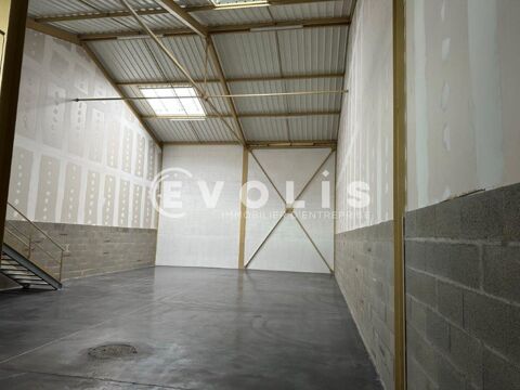   Locaux d'activit� - A VENDRE - 234 m� non divisibles 