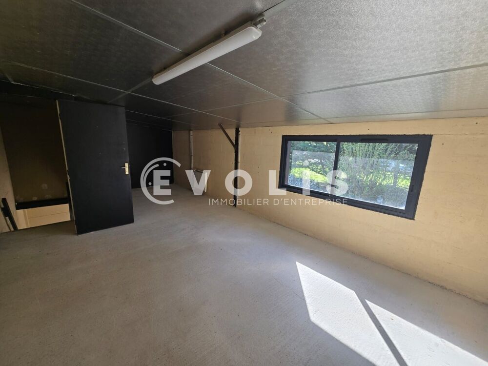   Locaux d'activité - A LOUER - 70 m² non divisibles Itteville