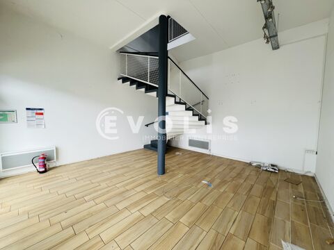   Locaux d'activité - A LOUER - 1 111 m² divisibles à partir de 446 m² 