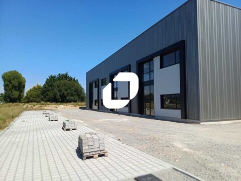 LOCAUX AVEC VISIBILITE ROUTE DE PARIS - 326 m&sup2; non divisibles 506230 44470 Thouare sur loire