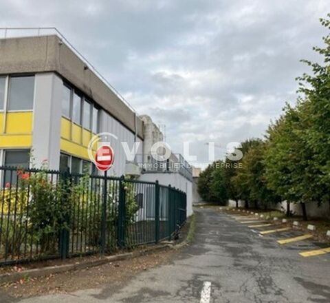 Locaux d'activit&eacute; - A LOUER - 3&nbsp;349 m&sup2; divisibles &agrave; partir de 757 m&sup2; 44023 94200 Ivry sur seine