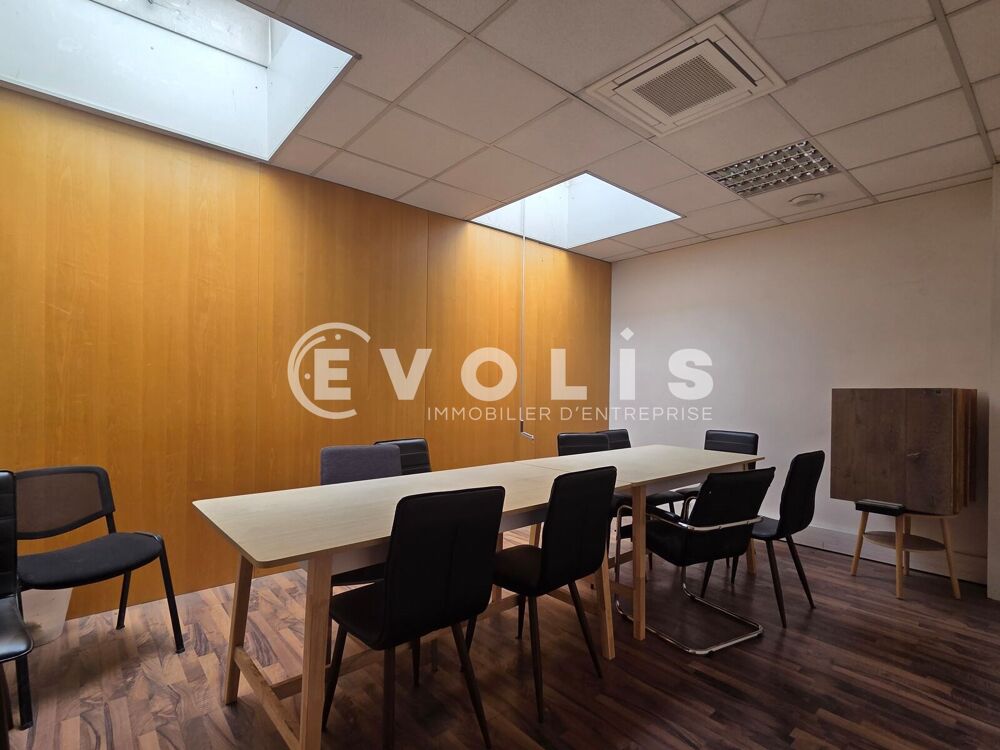   Bureaux - A LOUER - 110 m² non divisibles Villejuif