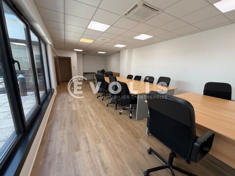 Bureaux - A LOUER - 92 m&sup2; divisibles &agrave; partir de 12 m&sup2; 9893 94200 Ivry sur seine