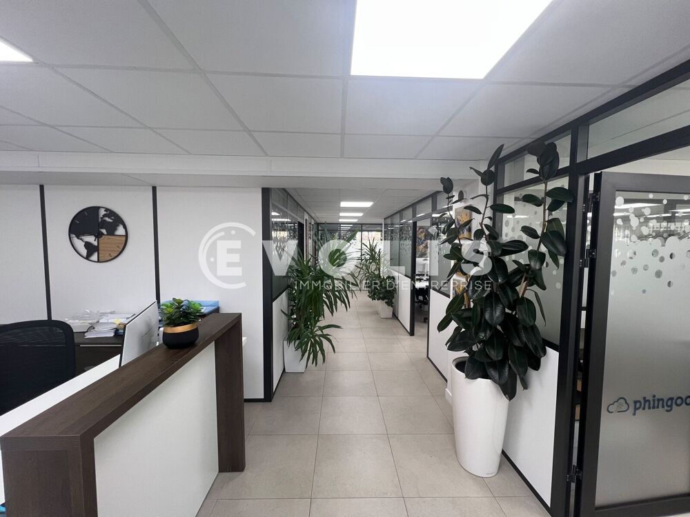   BUREAUX REZ-DE-CHAUSSEE A VENDRE - 175 m² non divisibles Saint maur des fosses