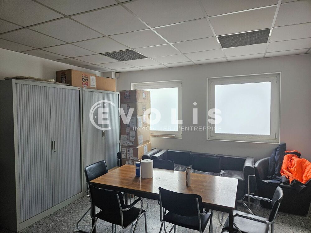   Locaux d'activité - A LOUER - 815 m² non divisibles Champlan