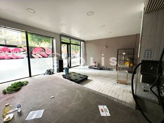   Locaux commerciaux - A LOUER - 100 m² non divisibles Arcueil