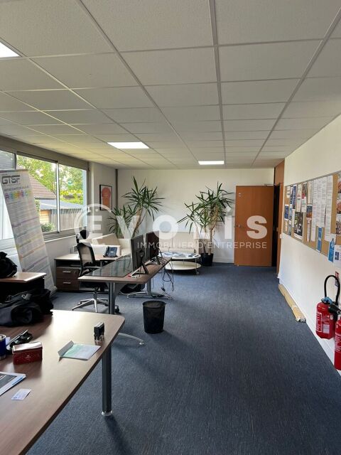   Bureaux - A LOUER - 316 m² divisibles à partir de 15 m² 