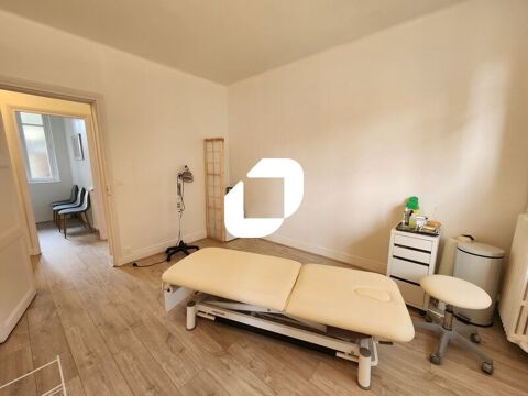 LOCAUX RENOVES - 38 m&sup2; non divisibles 295000 78000 Versailles