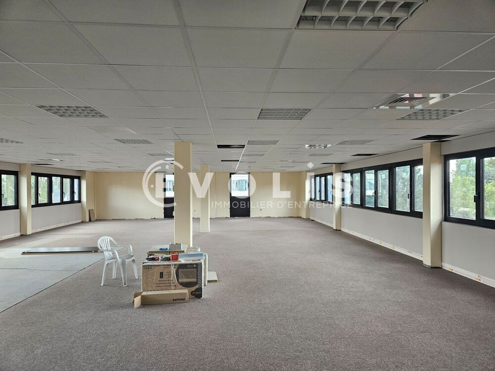   Bureaux - A LOUER - 360 m² divisibles à partir de 130 m² Les ulis
