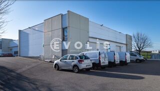   LOCAL A LOUER - 135 m² non divisibles Rillieux la pape