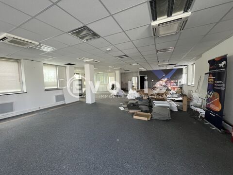 Bureaux - A LOUER - 560 m&sup2; divisibles &agrave; partir de 280 m&sup2; 5133 93360 Neuilly plaisance