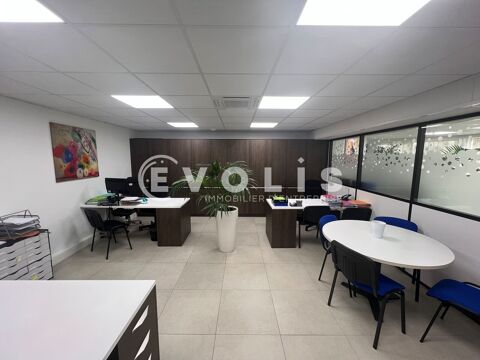   BUREAUX REZ-DE-CHAUSSEE A VENDRE - 175 m² non divisibles 