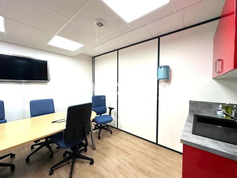   Bureaux - CONTRAT PRESTATIONS SERVICES - 36 m² divisibles à partir de 12 m² 