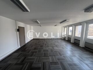  PROCHE METRO 8 - BUREAUX A LOUER - 97 m² non divisibles Creteil