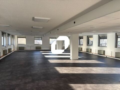 Bureaux &agrave; deux pas du m&eacute;tro Sans Soucis - 304 m&sup2; divisibles &agrave; partir de 67 m&sup2; 4053 69008 Lyon