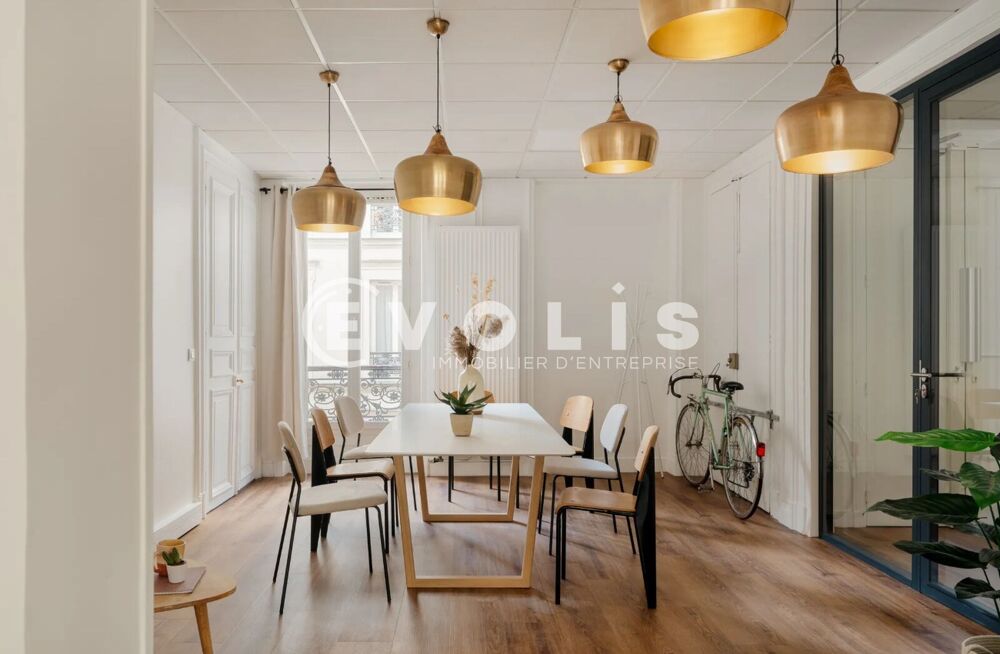   Bureaux - A LOUER - 180 m² non divisibles 