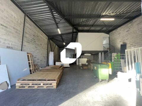 Locaux d'Activités - A LOUER - 302 m² non divisibles 2900 33320 Le taillan medoc