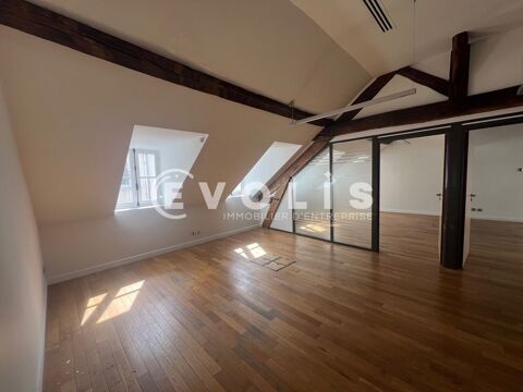 Bureaux - A LOUER - 119 m&sup2; non divisibles 5752 75009 Paris