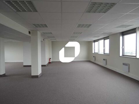 Bureaux - A LOUER - 4&nbsp;733 m&sup2; divisibles &agrave; partir de 250 m&sup2; 39442 93160 Noisy le grand