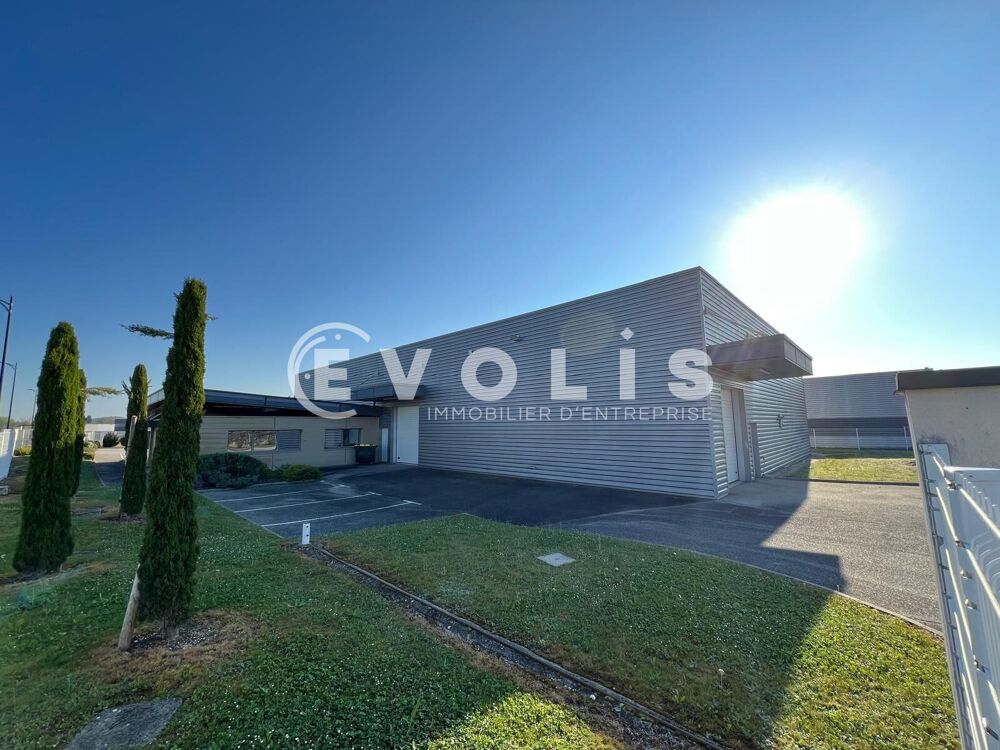   LOCAL D'ACTIVITE A LOUER SUR TERRAIN INDEPENDANT - 870 m² non divisibles Vourles