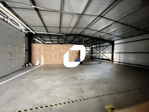 Locaux d'Activit&eacute;s - A LOUER - 290 m&sup2; non divisibles 1900 33380 Mios