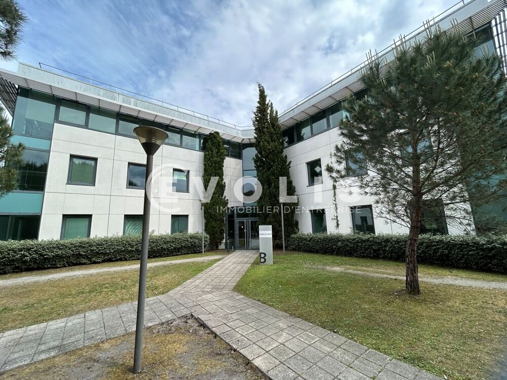   AXIS PARK DOMAINE DE PELUS - 2 280 m² divisibles à partir de 845 m² Merignac