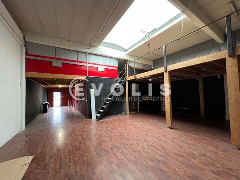   Locaux d'activité - A LOUER - 200 m² non divisibles 