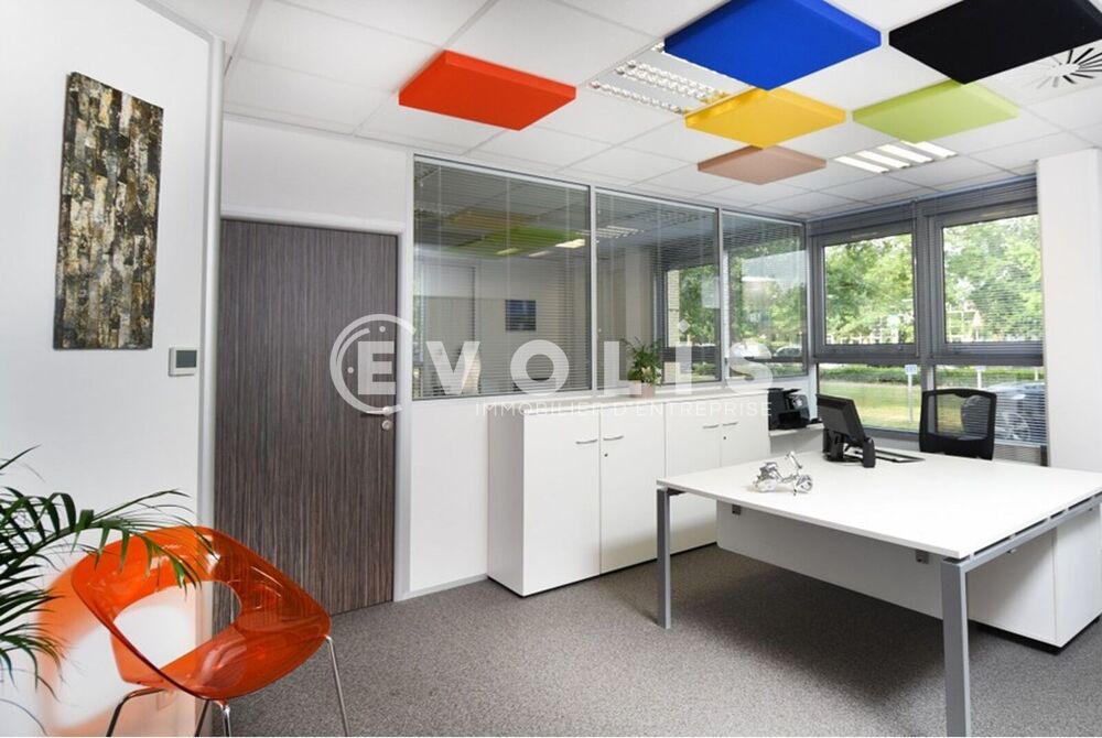   Bureaux - A VENDRE - 102 m² non divisibles Pessac