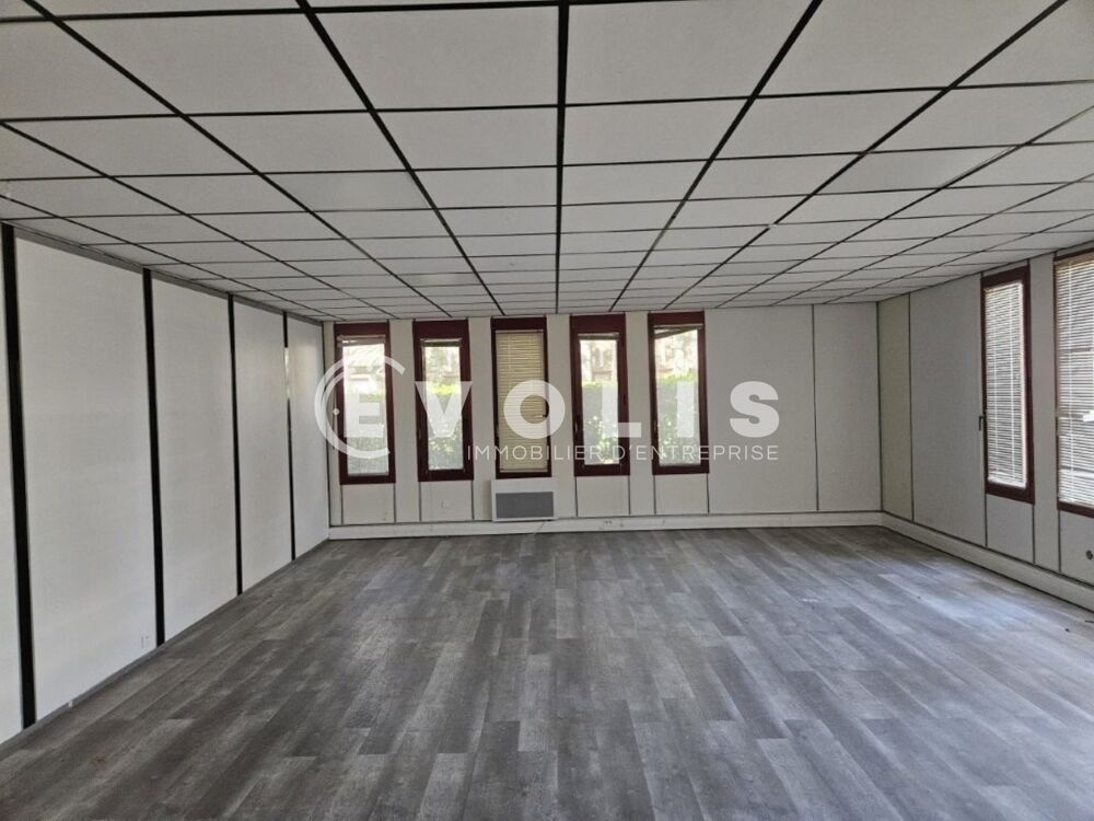   Bureaux - A LOUER - 55 m² non divisibles Les ulis