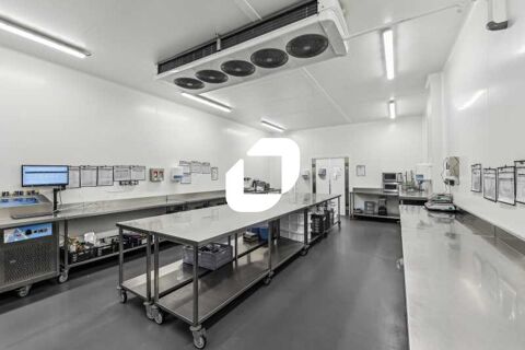 Locaux d'Activit&eacute;s - A LOUER - 377 m&sup2; non divisibles 5027 92230 Gennevilliers