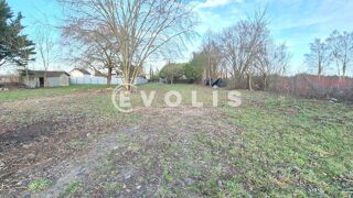   Terrain - A LOUER - 1 600 m² non divisibles Isles les villenoy