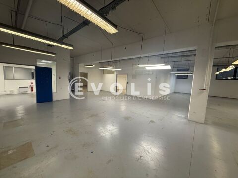   Locaux d'activité - A LOUER - 600 m² non divisibles 