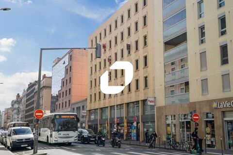 Petites surfaces de bureaux, limite Lyon 3&egrave;me - 143 m&sup2; divisibles &agrave; partir de 70 m&sup2; 2235 69007 Lyon