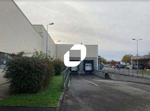 Locaux d'Activit&eacute;s - A LOUER - 11&nbsp;295 m&sup2; divisibles &agrave; partir de 5&nbsp;532 m&sup2; 61183 69200 Venissieux