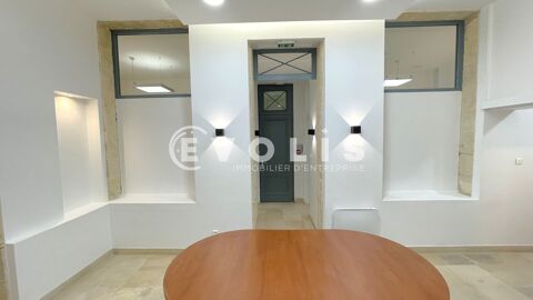   Bureaux rénovés - Triangle d'or - 73 m² non divisibles 