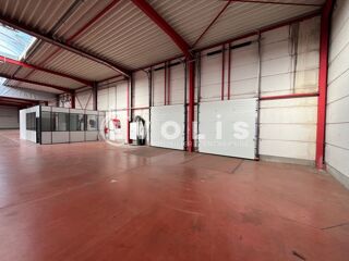   Locaux d'activité - A VENDRE - 6 094 m² divisibles à partir de 2 705 m² Halluin