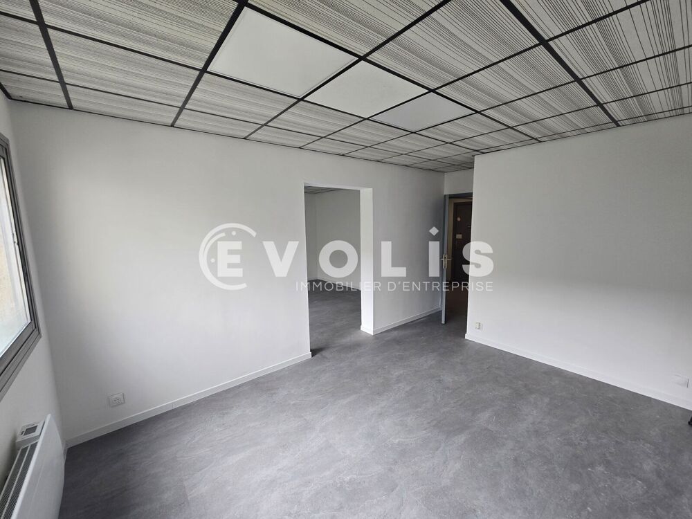   Bureaux - A LOUER - 1 265 m² divisibles à partir de 8 m² Grigny