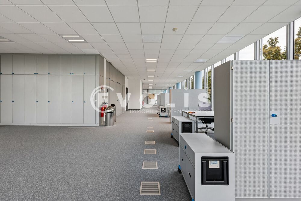   Bureaux - A LOUER - 766 m² divisibles à partir de 173 m² Bry sur marne