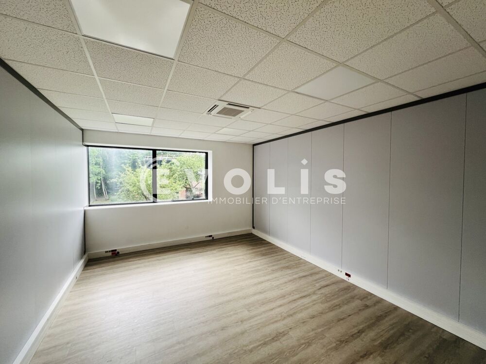   Bureaux - A LOUER - 584 m² non divisibles Champs sur marne