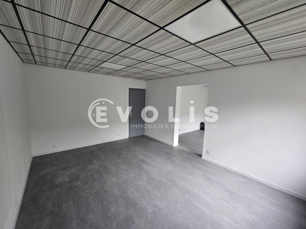   Locaux d'activité - A LOUER - 1 265 m² divisibles à partir de 8 m² 