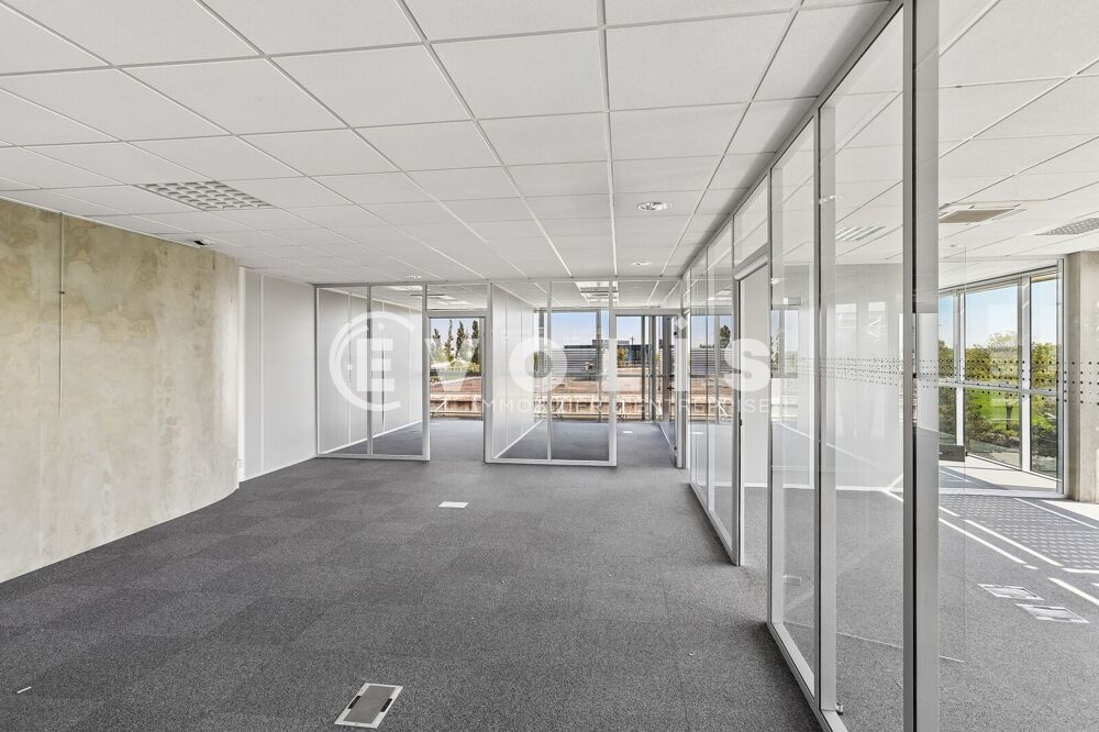   LE PARC DU CHENE - 540 m² divisibles à partir de 115 m² 