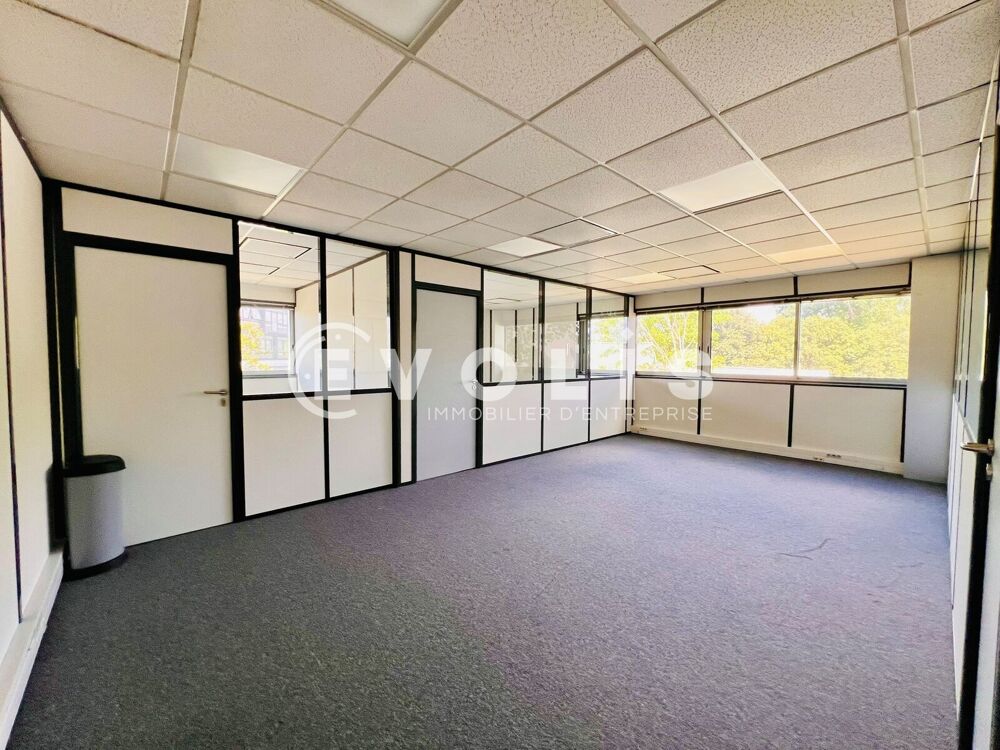   Bureaux - A LOUER - 420 m² divisibles à partir de 70 m² Merignac