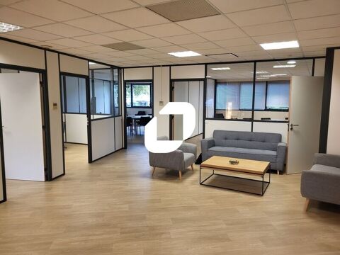 Bureaux - A LOUER - 394 m&sup2; divisibles &agrave; partir de 80 m&sup2; 4268 33700 Merignac