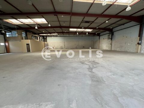   A louer à DARDILLY - 865 m² non divisibles 