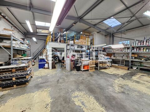 Locaux d'activit&eacute; - A LOUER - 600 m&sup2; non divisibles 6000 94110 Arcueil