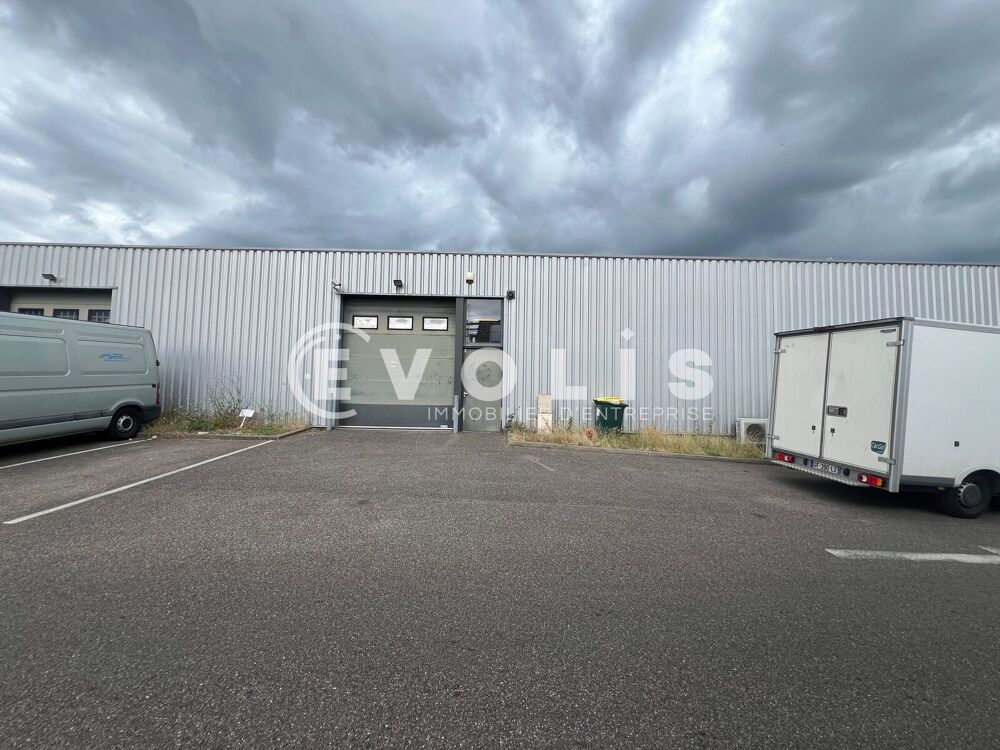   LOCAL A LOUER - 487 m² non divisibles Rillieux la pape
