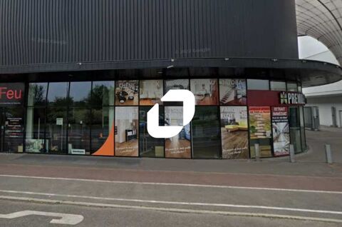 Locaux Commerciaux - A LOUER - 161 m&sup2; non divisibles 3833 78240 Chambourcy