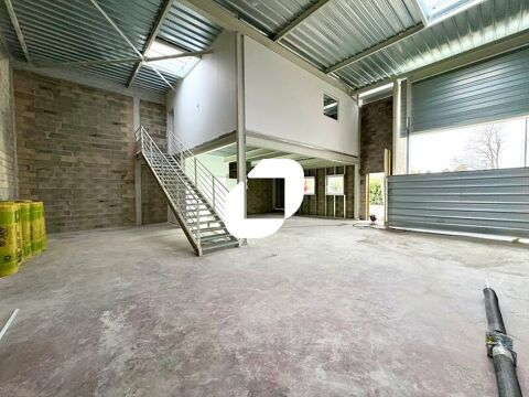 Locaux d'Activit&eacute;s - A VENDRE - 200 m&sup2; non divisibles 370000 78370 Plaisir