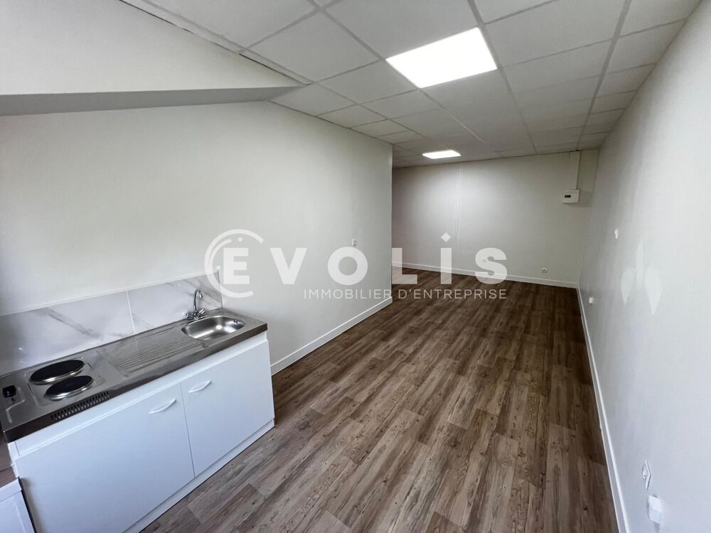   Bureaux - A LOUER - 380 m² divisibles à partir de 28 m² Ormoy