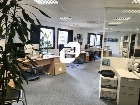 Bureaux et Activit&eacute;s - A LOUER - 5&nbsp;549 m&sup2; divisibles &agrave; partir de 421 m&sup2; 106356 92130 Issy les moulineaux